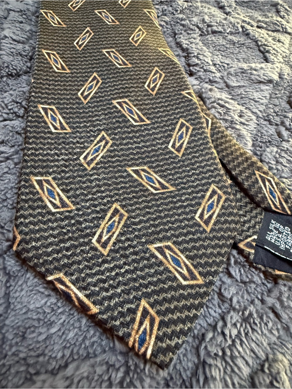 Men's Brown Geometric Pattern Tie with Blue Accents-Allyn Saint George